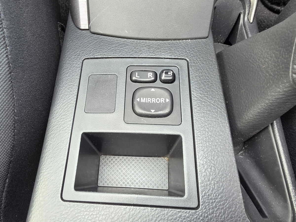 1044 TOYOTA VANGUARD 240S 2013 ACA38-5250464