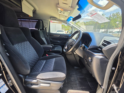 1067 TOYOTA ALPHARD S 2015 Milage: 116,543 Km