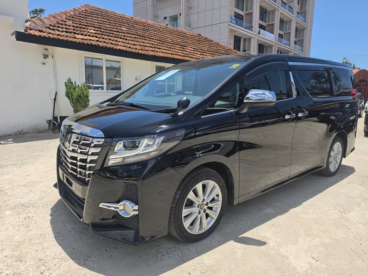 1067 TOYOTA ALPHARD S 2015 Milage: 116,543 Km