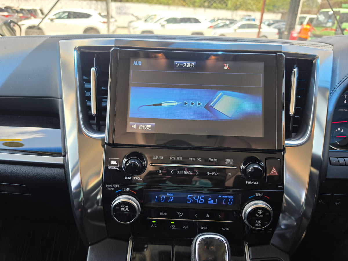 1067 TOYOTA ALPHARD S 2015 Milage: 116,543 Km