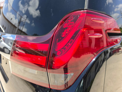 1067 TOYOTA ALPHARD S 2015 Milage: 116,543 Km