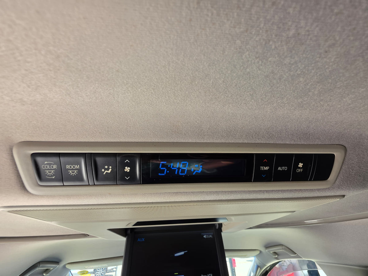 1067 TOYOTA ALPHARD S 2015 Milage: 116,543 Km