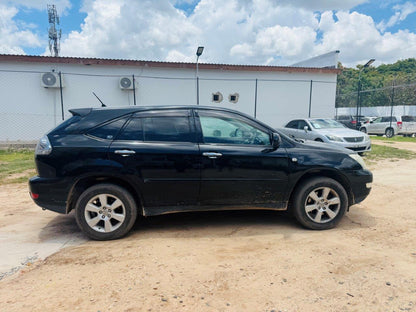 Toyota Harrier 2011