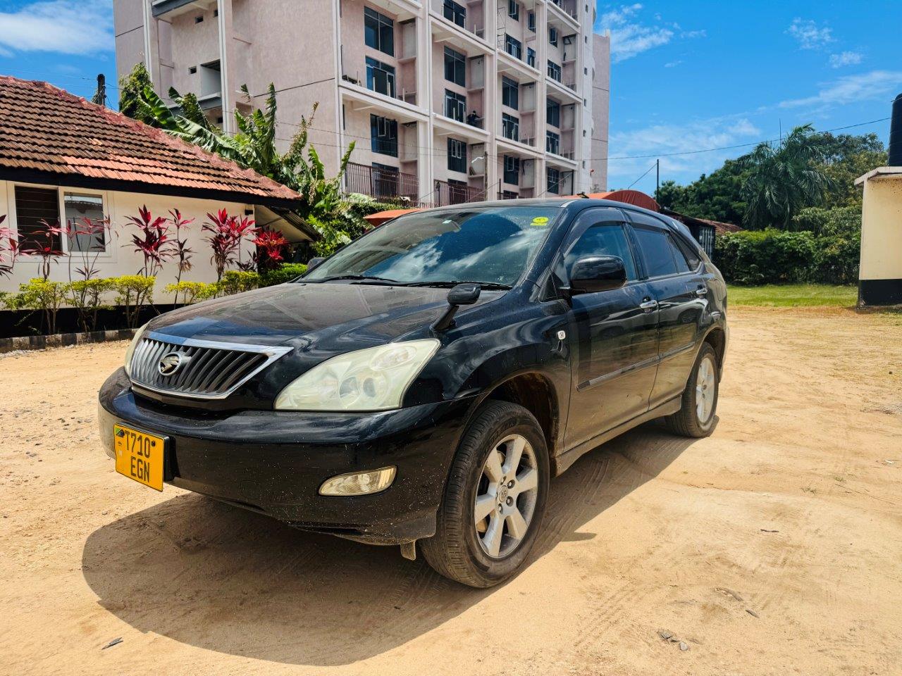 Toyota Harrier 2011