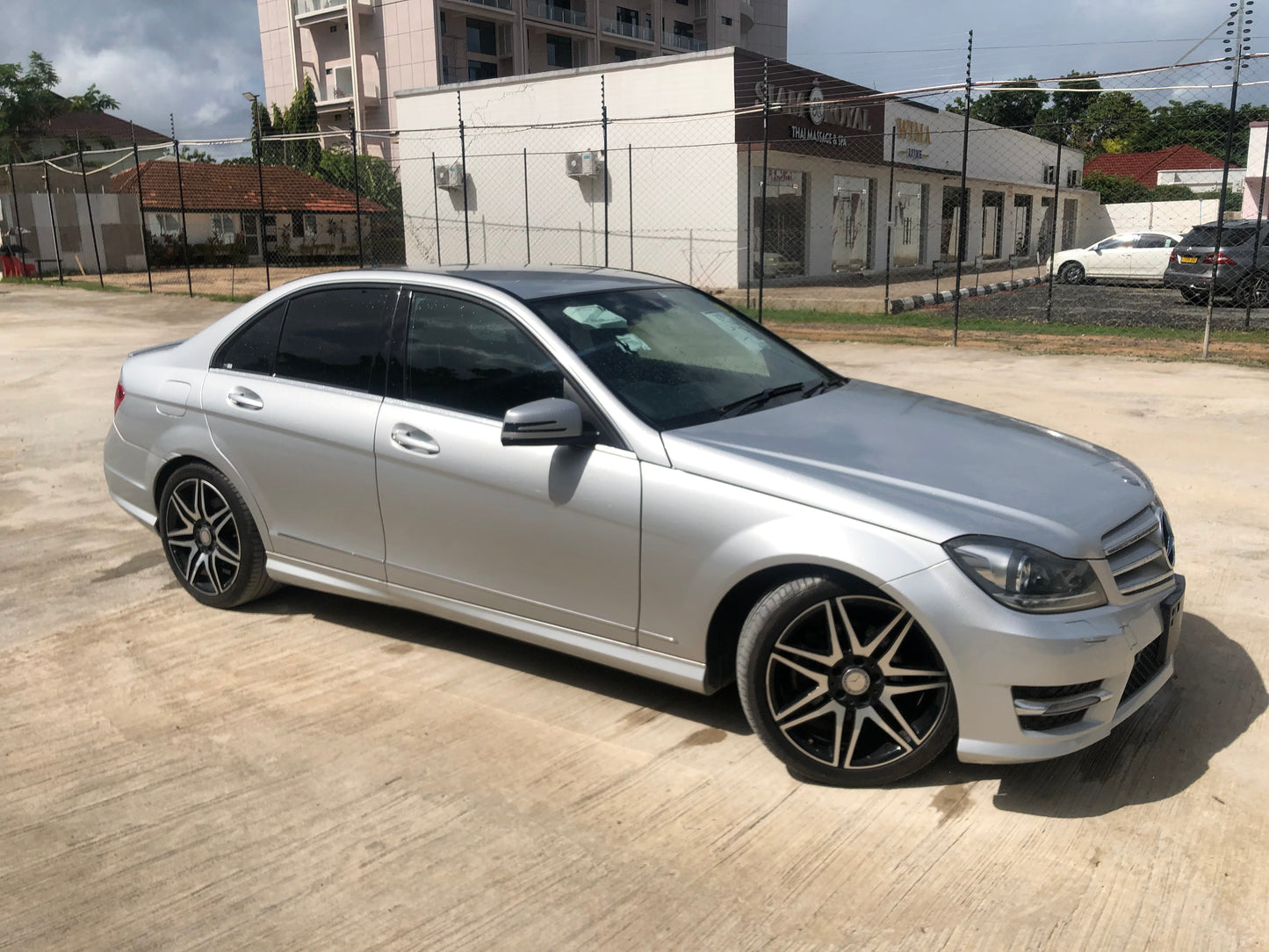 387. Mercedes Benz C-Class C180 AVG AMG sport package+ 2013