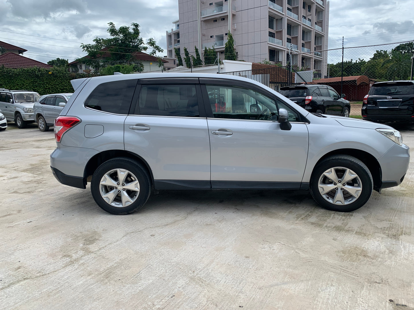 729 Subaru Forester 2.0I-L EYESIGHT 2014