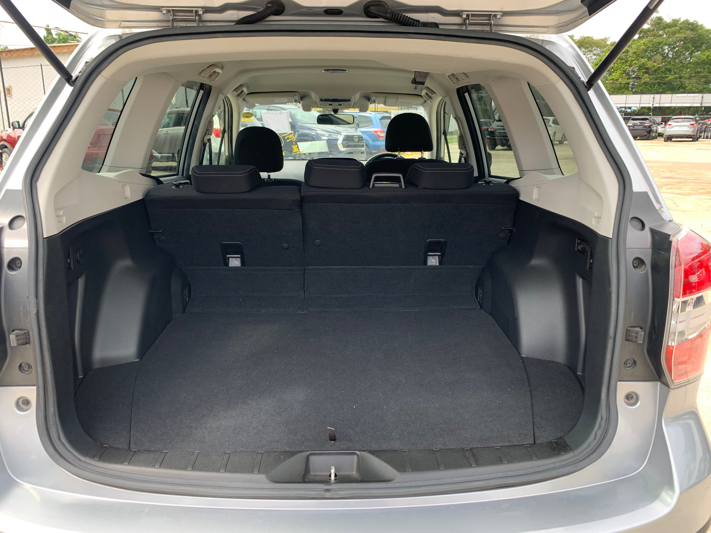 729 Subaru Forester 2.0I-L EYESIGHT 2014