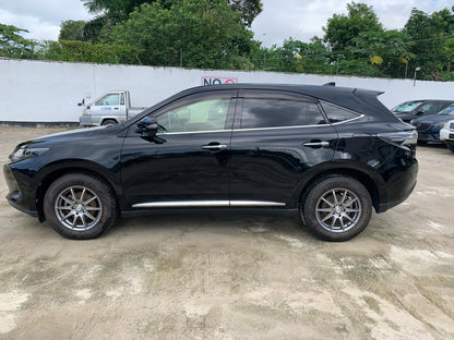 714. Toyota Harrier Premium 2014