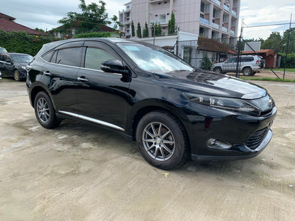 714. Toyota Harrier Premium 2014