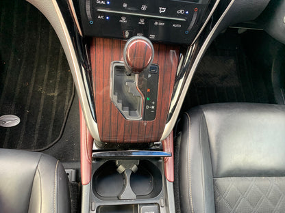 714. Toyota Harrier Premium 2014