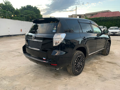 734 Toyota Vanguard 240S 2012
