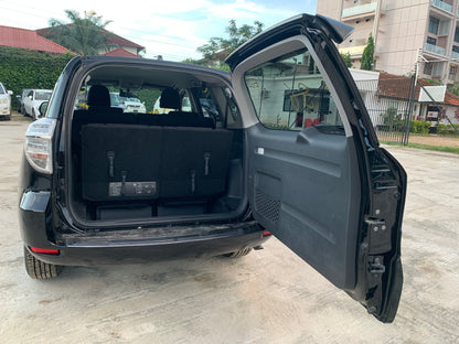 734 Toyota Vanguard 240S 2012