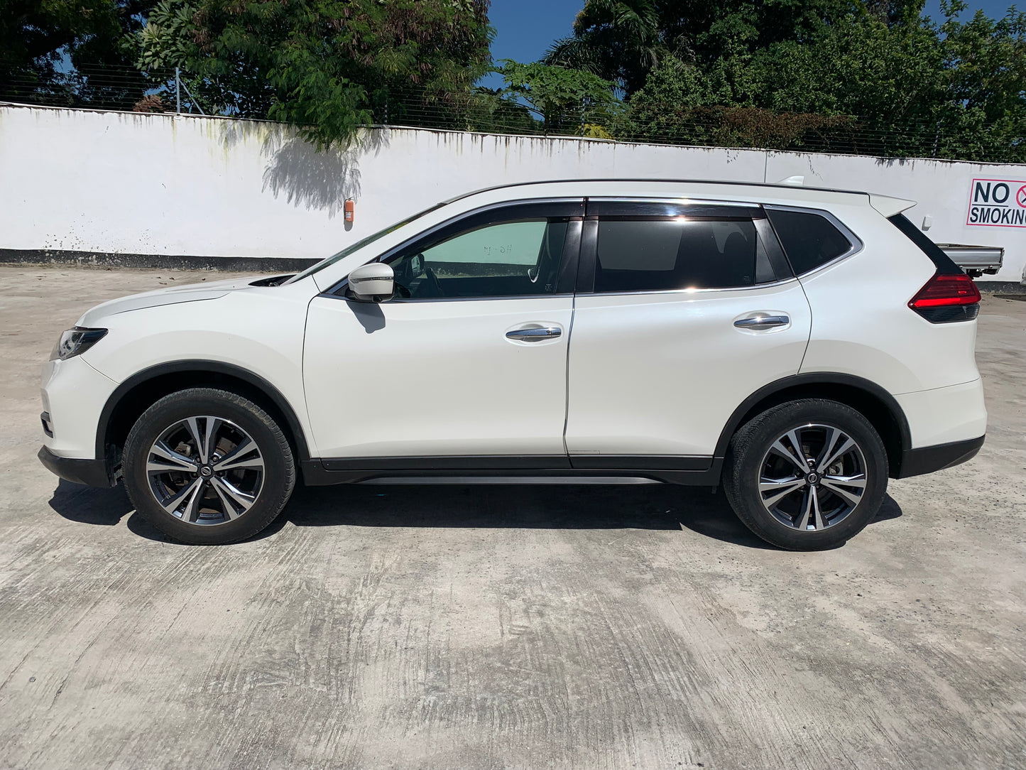 743. Nissan X-Trail 20Xi 2018