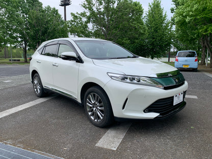 1033. HARRIER PREMIUM 2018 Mileage: 34,272 Km