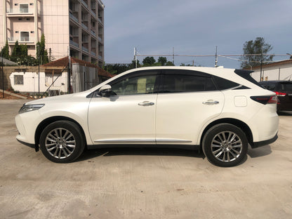 709. Toyota Harrier Premium 2017