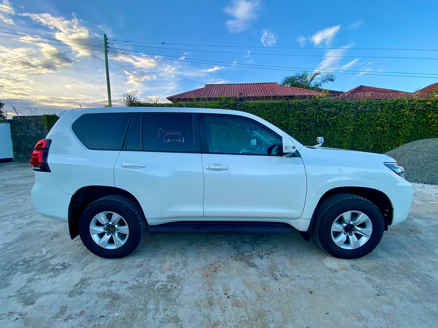 623. Toyota Land Cruiser Prado TX L Package 2019