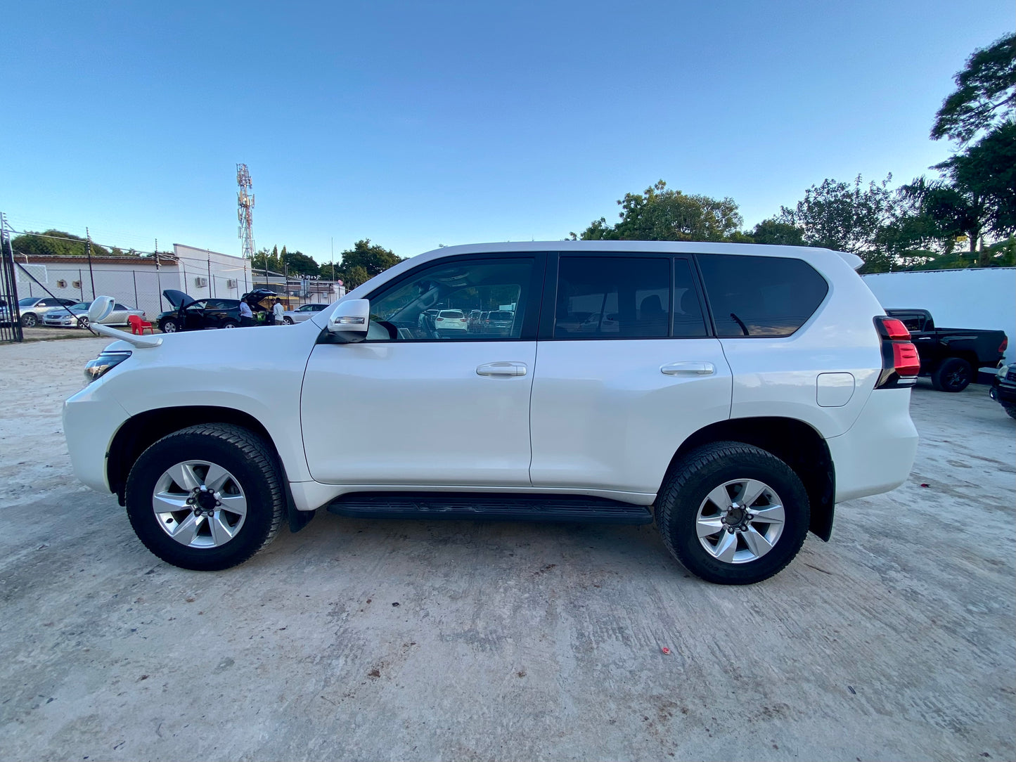 623. Toyota Land Cruiser Prado TX L Package 2019