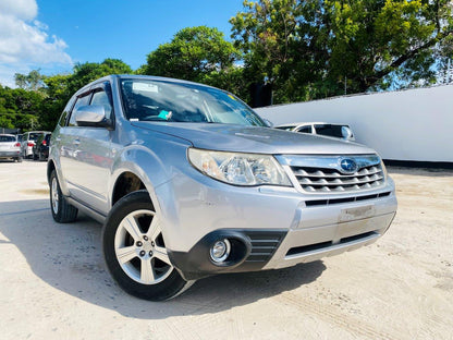 463. Subaru Forester X LESS 2012