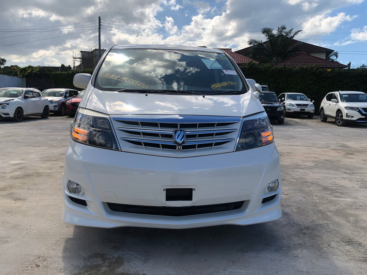 735 Toyota Alphard 2.5AS 2005