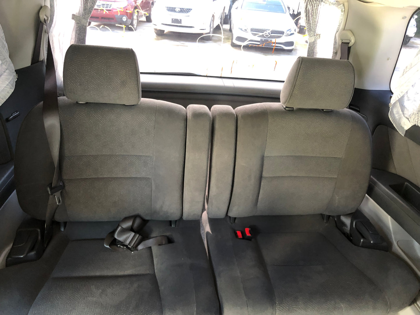 735 Toyota Alphard 2.5AS 2005