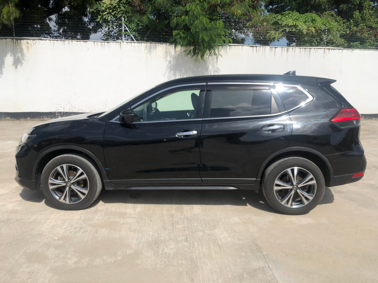 731. Nissan X-Trail 20Xi 2019