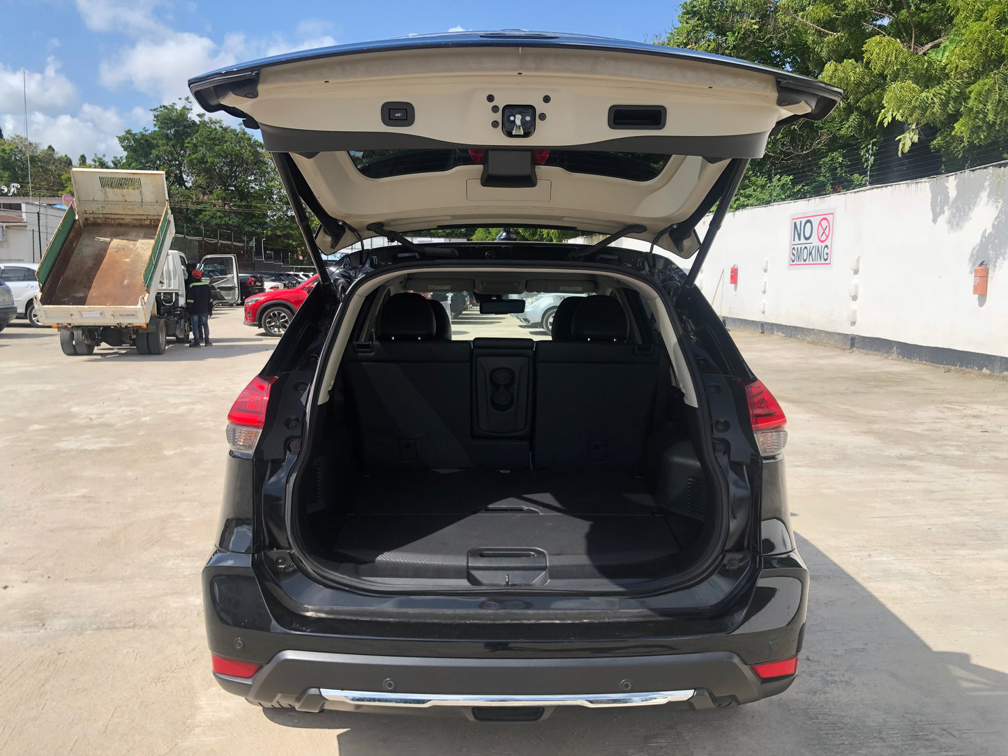 731. Nissan X-Trail 20Xi 2019