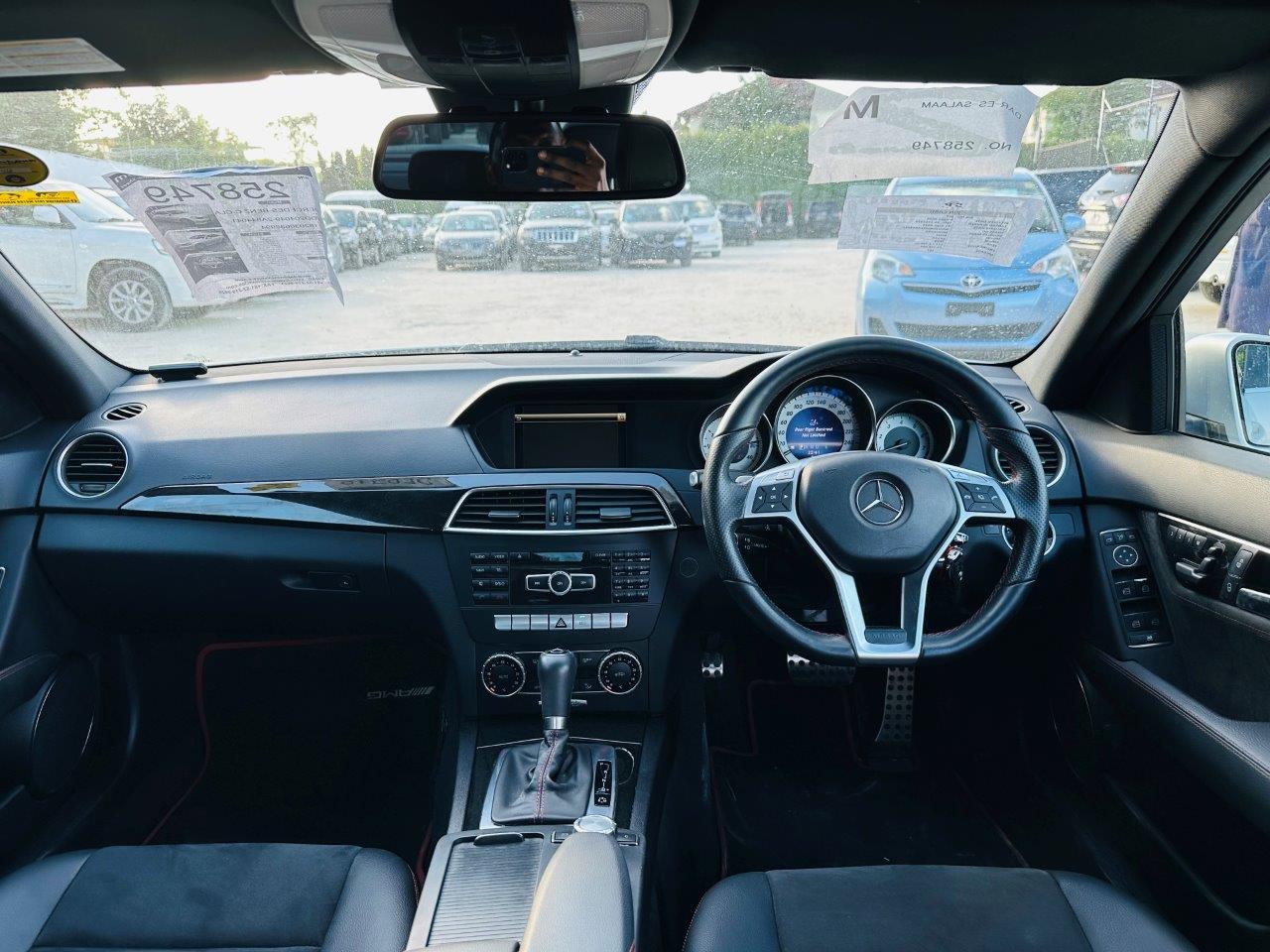 387. Mercedes Benz C-Class C180 AVG AMG sport package+ 2013