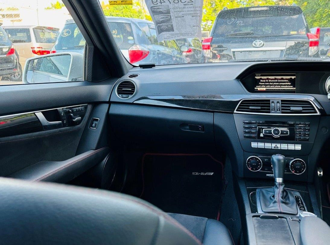 387. Mercedes Benz C-Class C180 AVG AMG sport package+ 2013