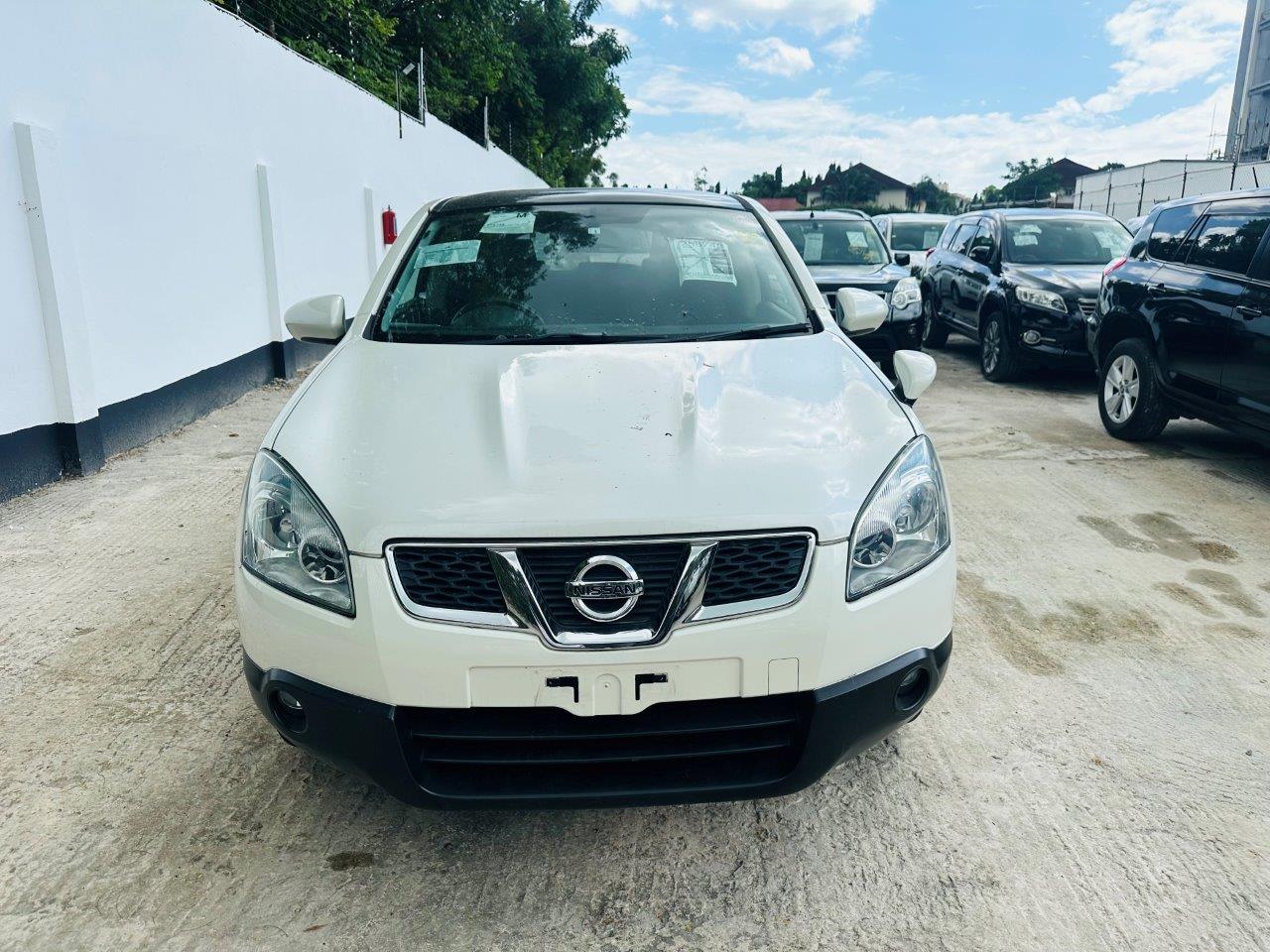 386. Nissan Dualis 20G/4/SV 2012