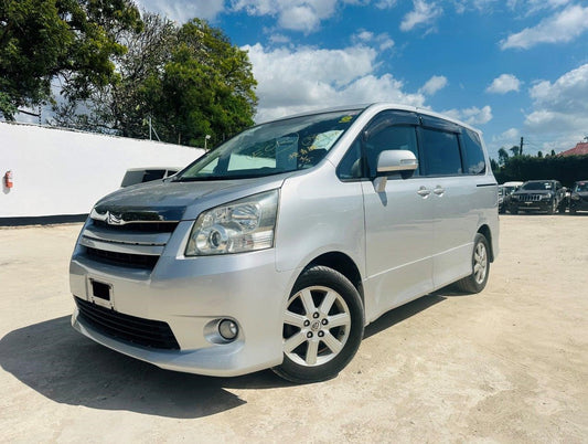 531. Toyota Noah S 2008