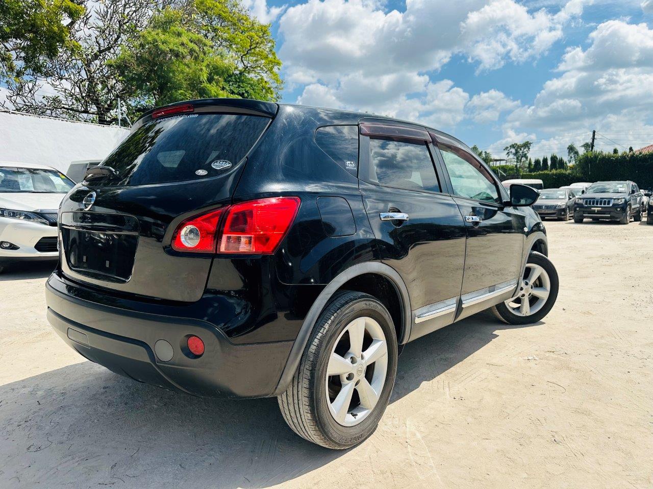 373. Nissan Dualis 20G/4/SV 2012