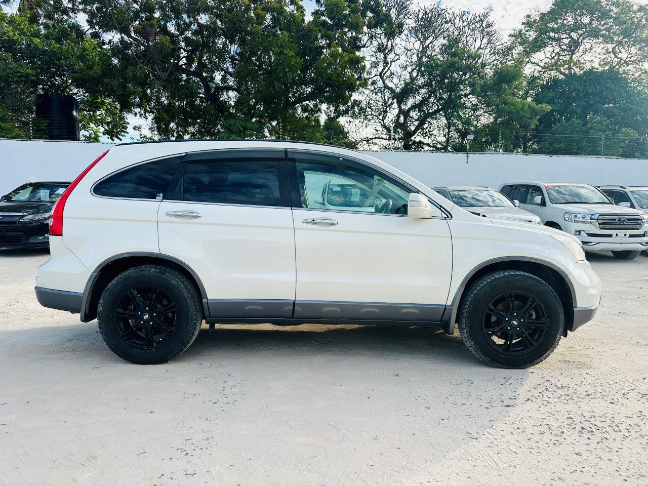 400. Honda CR-V ZL 2010