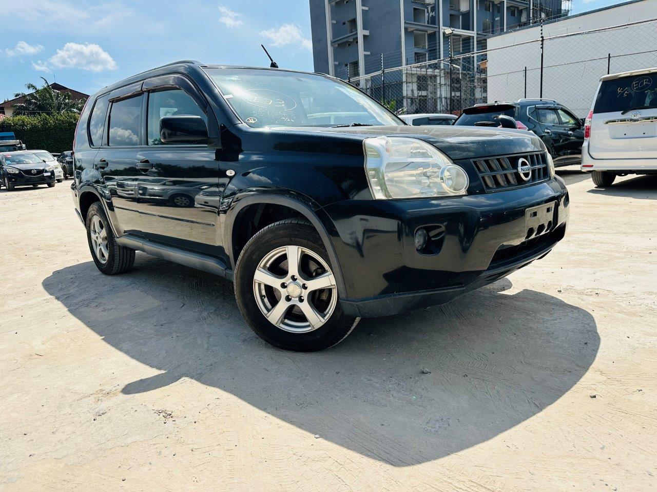 396. Nissan X-Trail  S 2009