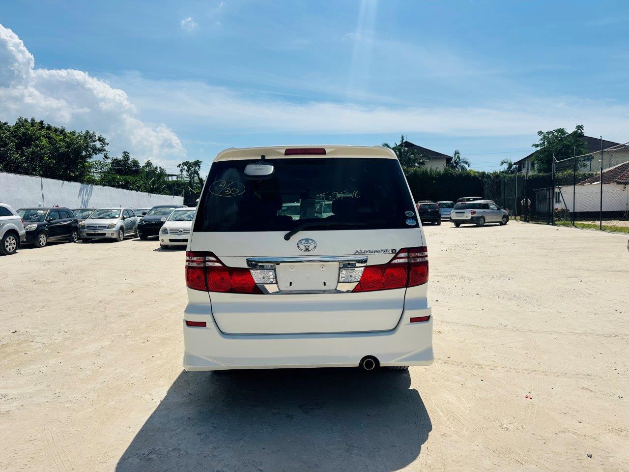 472. Toyota Alphard AS 2008