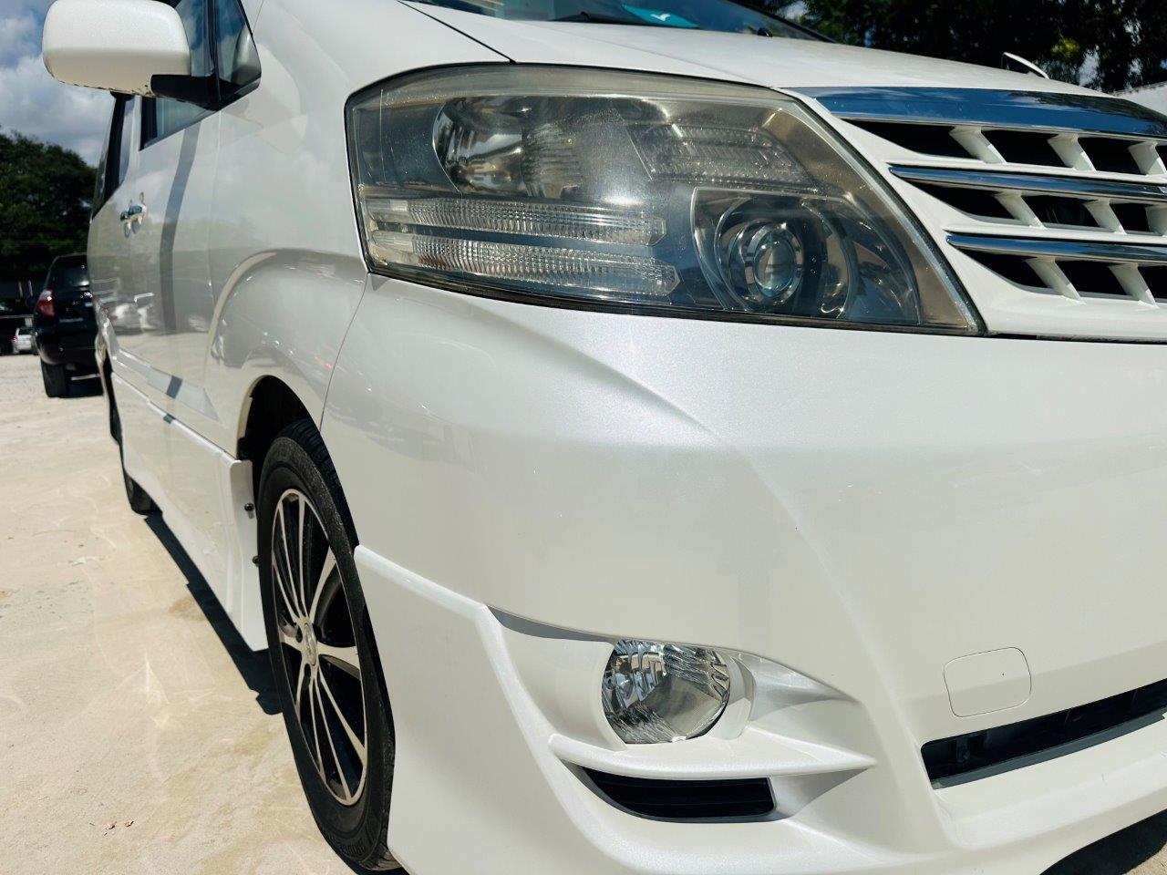 472. Toyota Alphard AS 2008