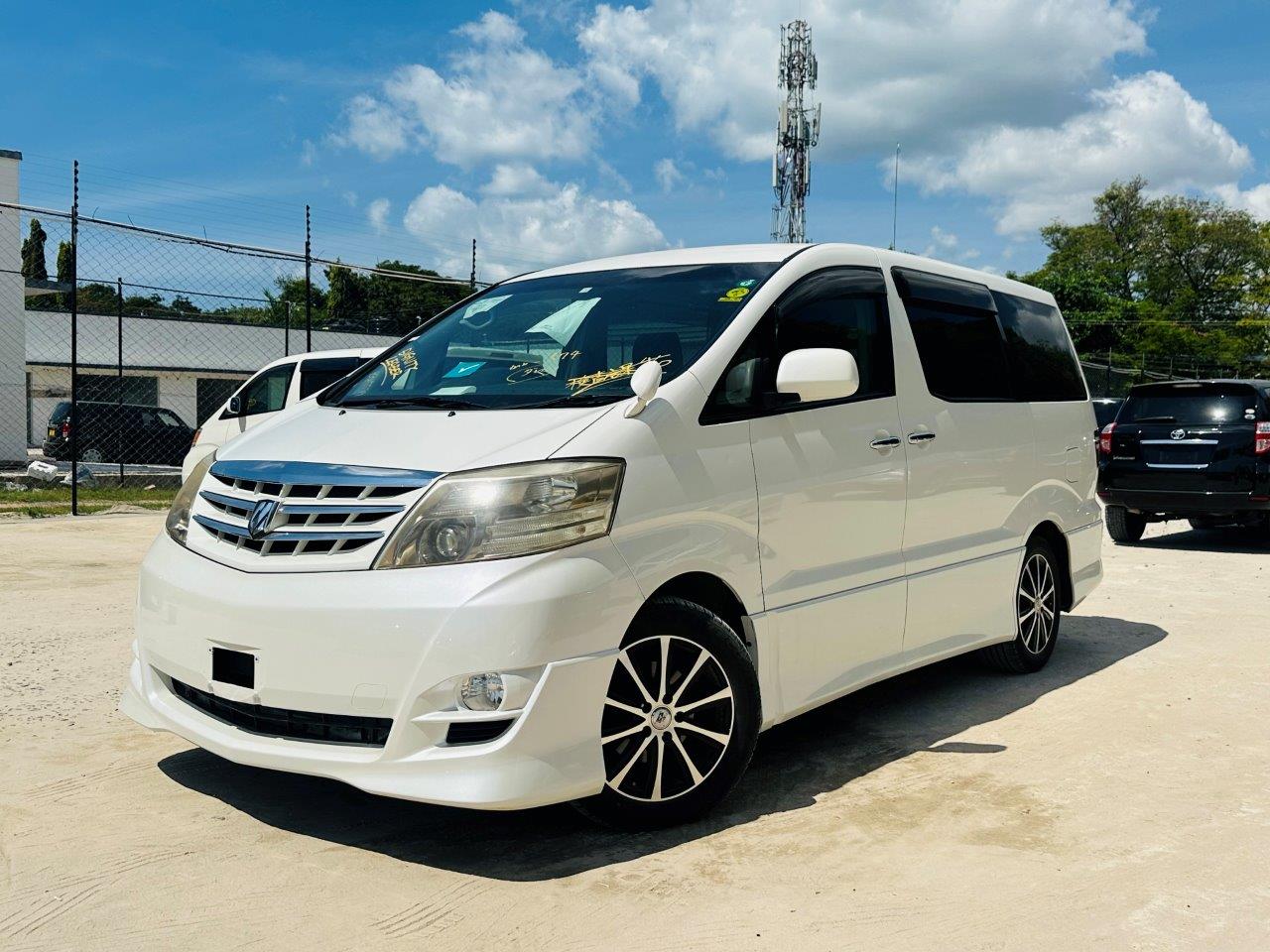 472. Toyota Alphard AS 2008