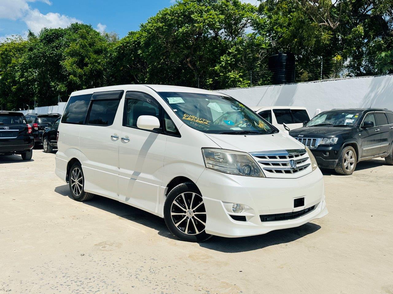 472. Toyota Alphard AS 2008