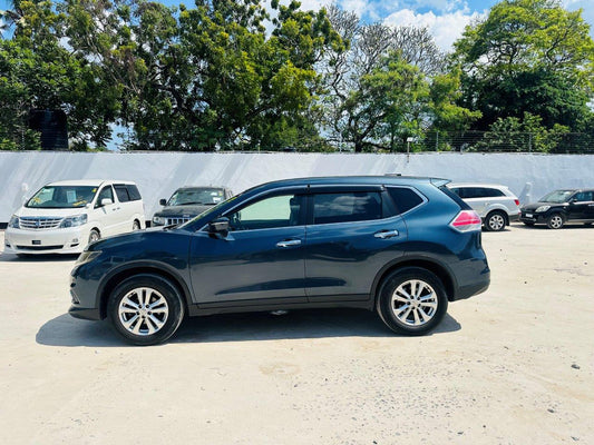 467. Nissan X-Trail 20X E-BRAKE-Package 2014