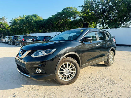 422. Nissan X-Trail 20X 2014