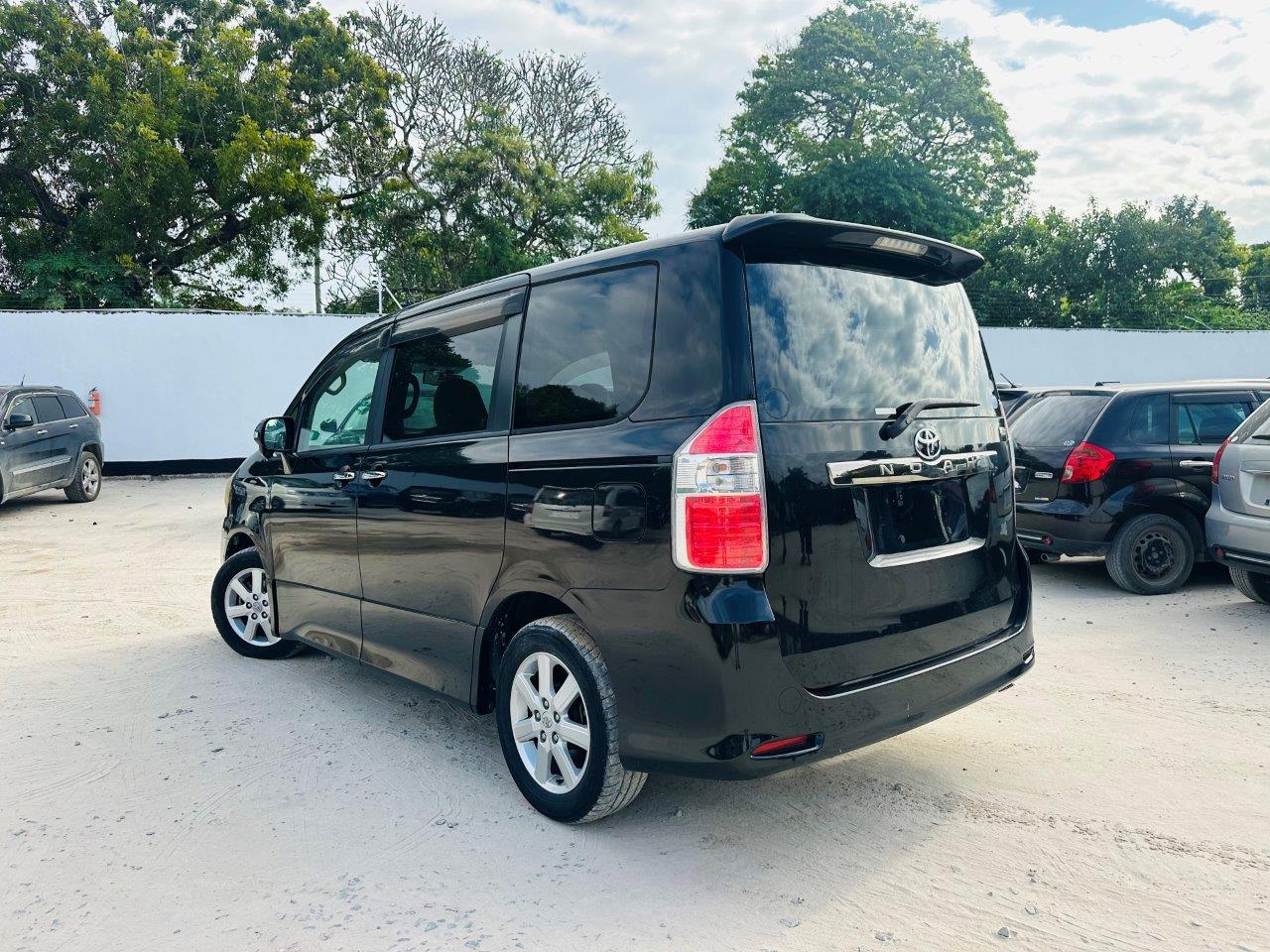 495 Toyota Noah SG Edition 2009