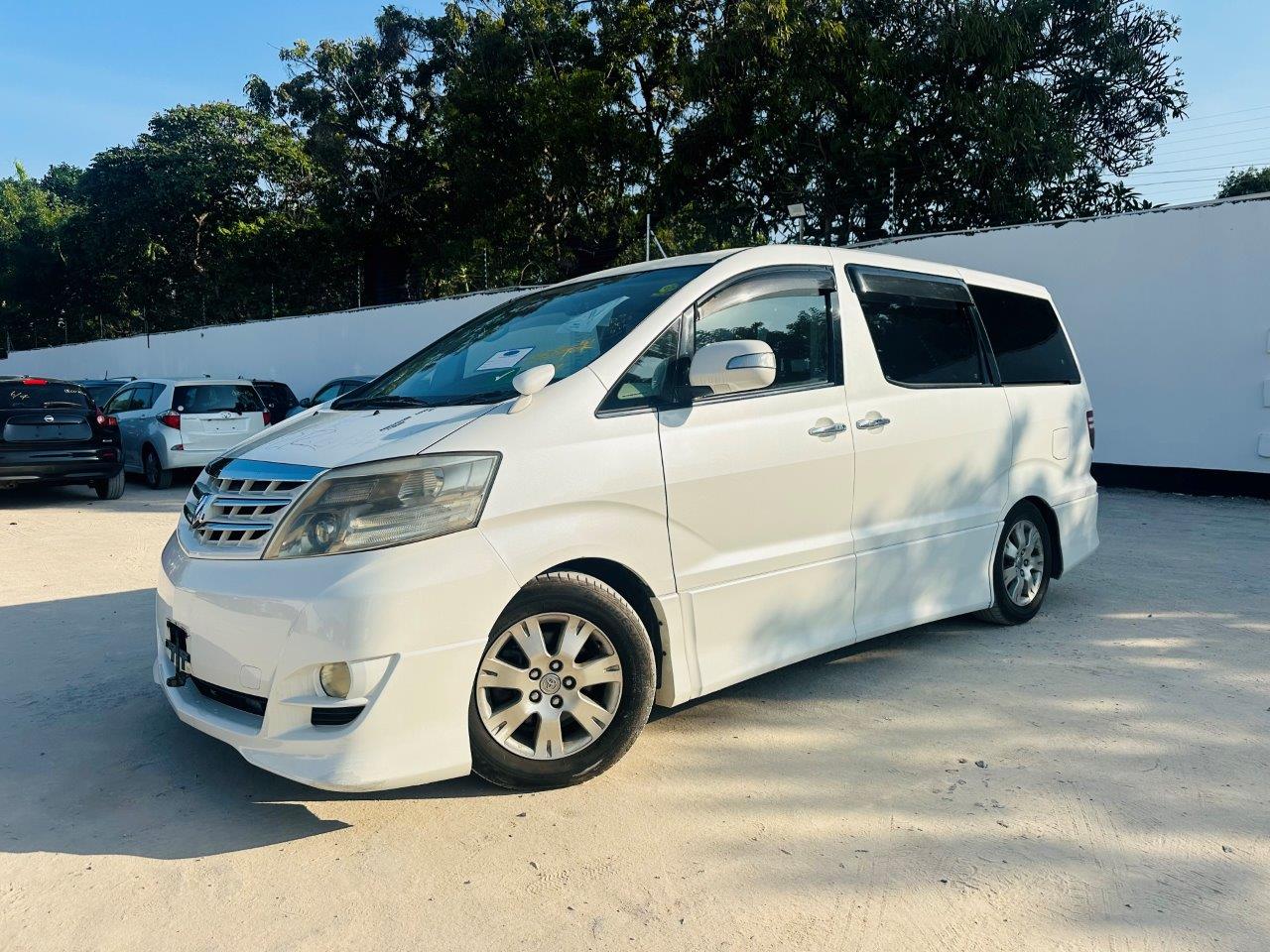 557 Toyota Alphard AS 2007