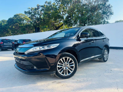 591. Toyota Harrier Premium 2017