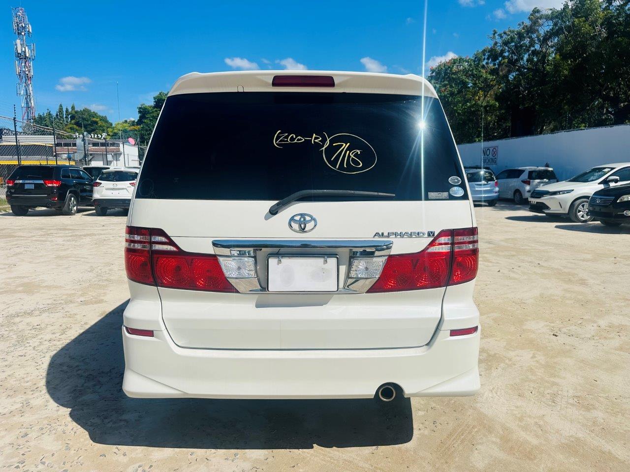 585. Toyota Alphard AS Limited 2006