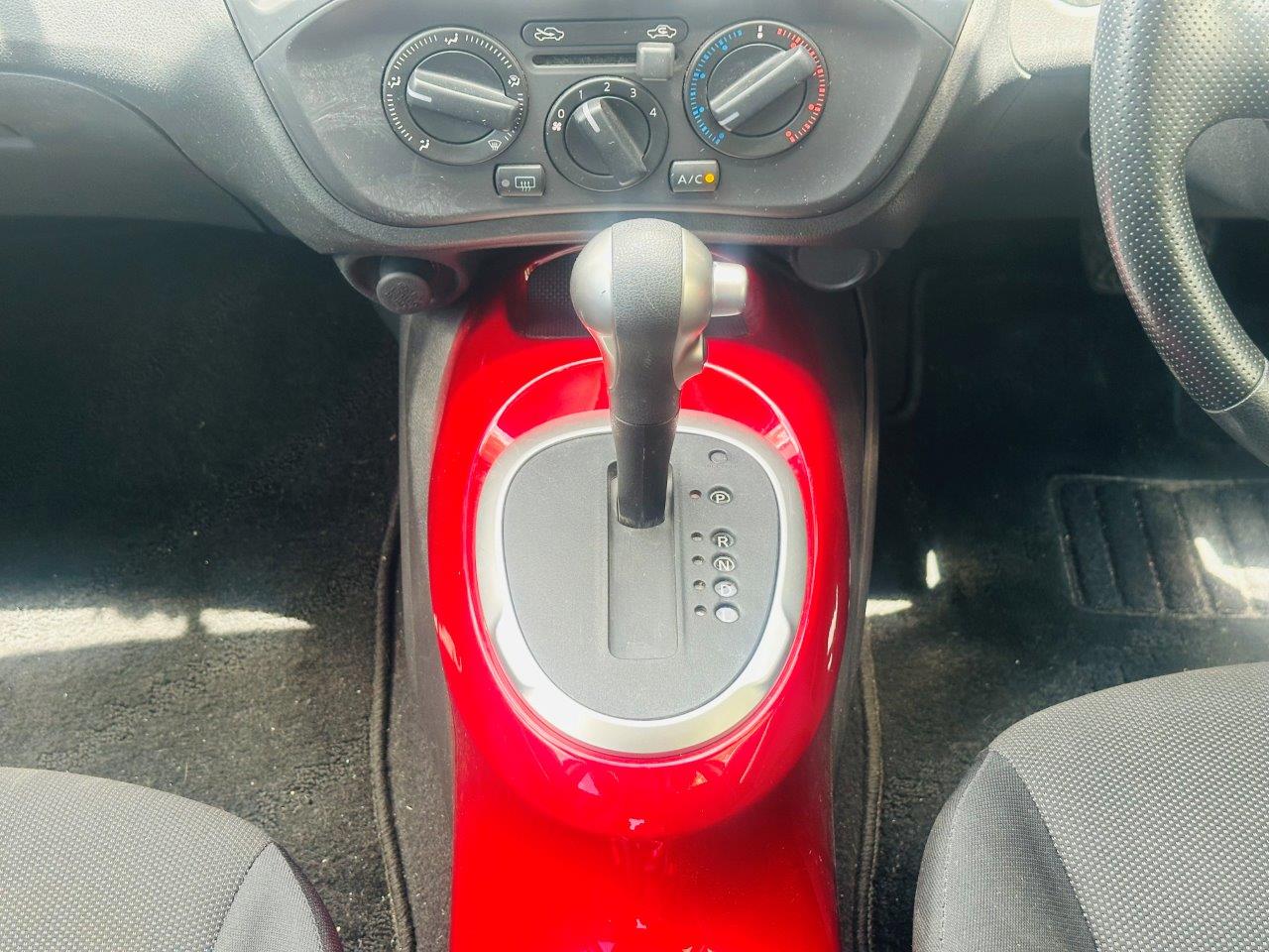 558 Nissan Juke 15RS 2012