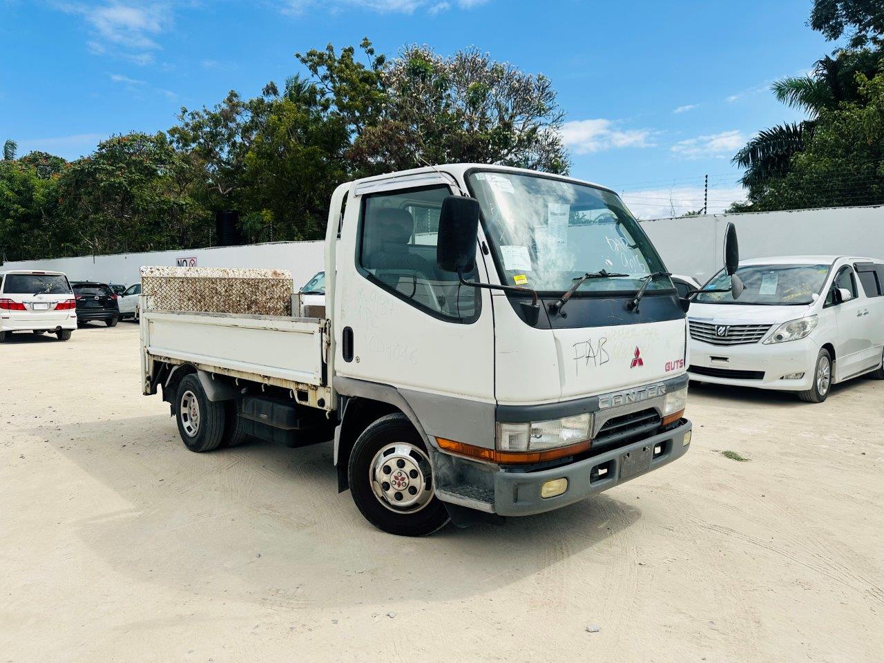 612. Mitsubishi Canter Guts 1998