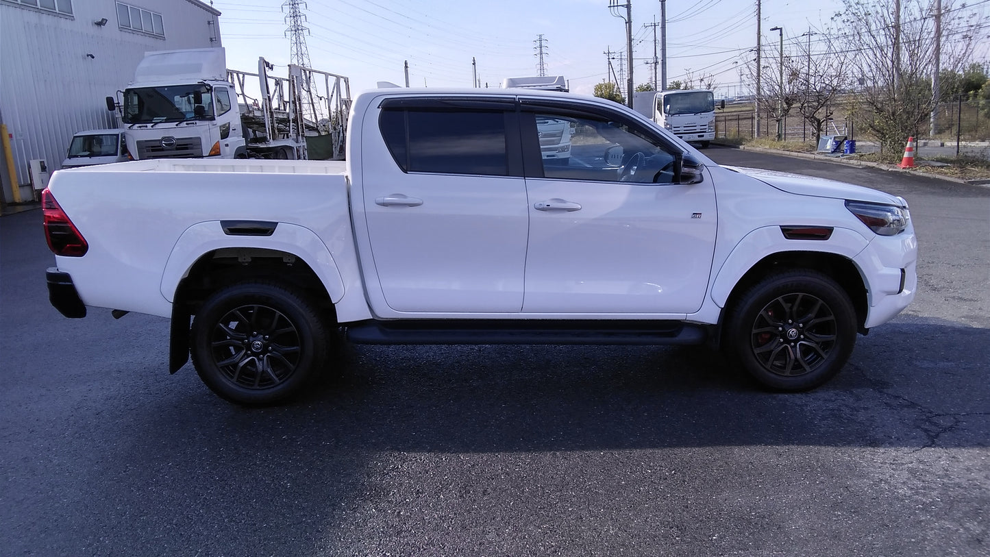 673. Toyota Hilux Z GR Sports 2022