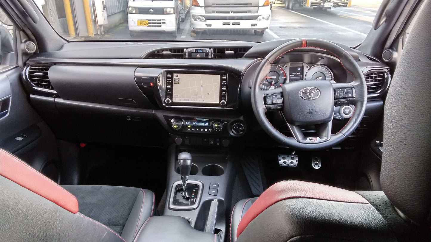 673. Toyota Hilux Z GR Sports 2022