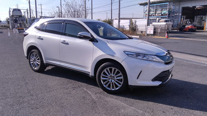 676 Toyota Harrier PREMIUM 2018