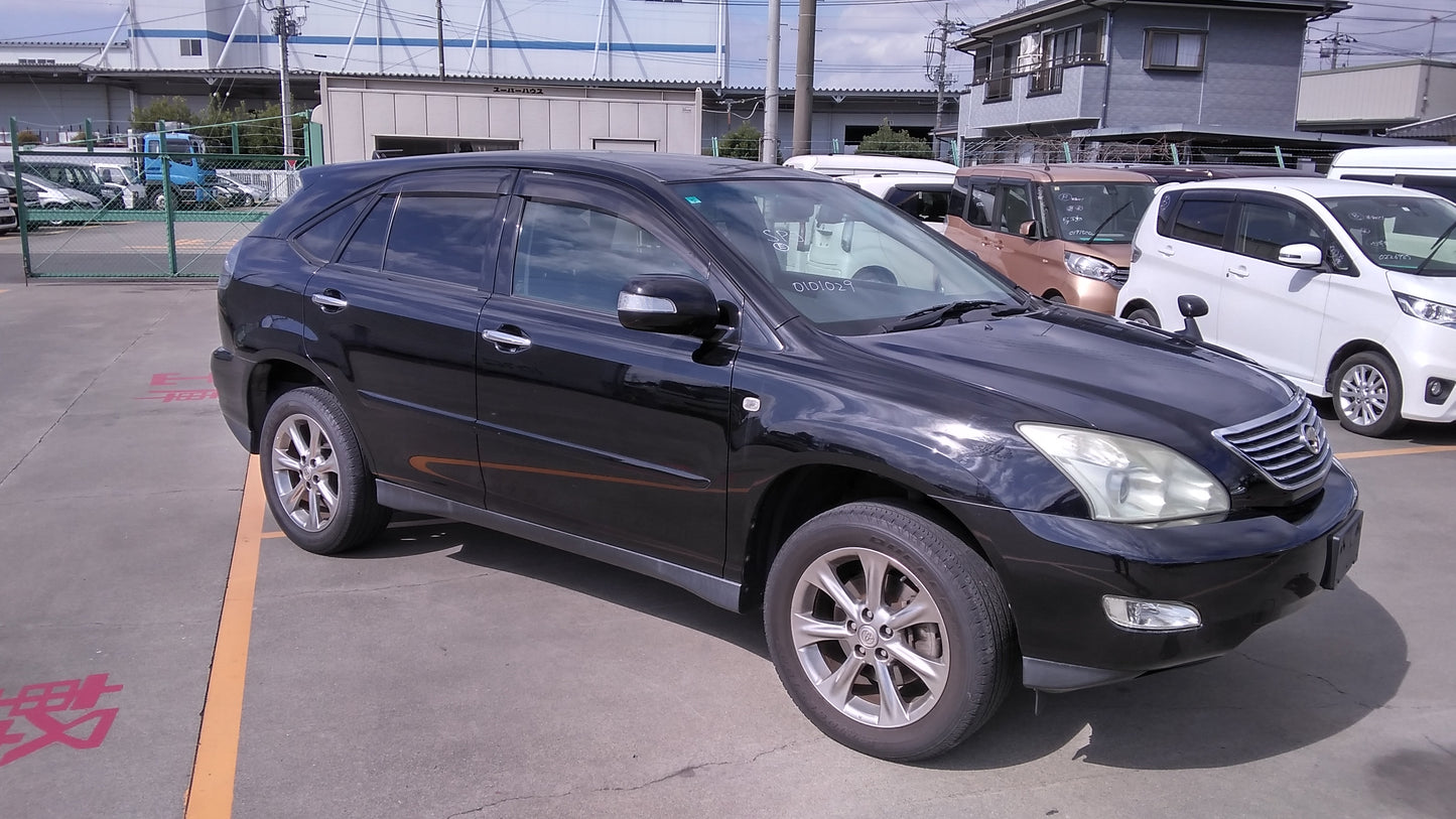 764. Toyota Harrier 240G L-Package Alcantara 2009
