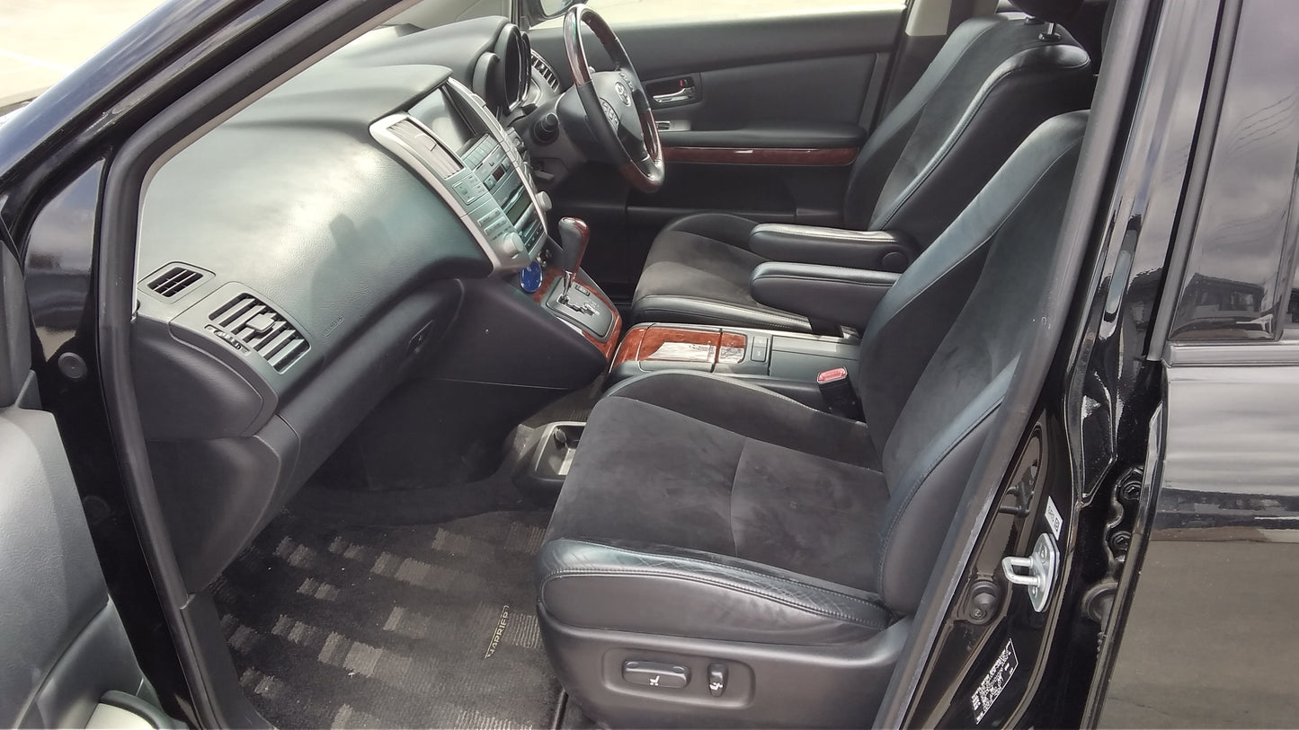 764. Toyota Harrier 240G L-Package Alcantara 2009